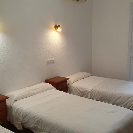Hostal Ginebra Madrid Exteriér fotografie