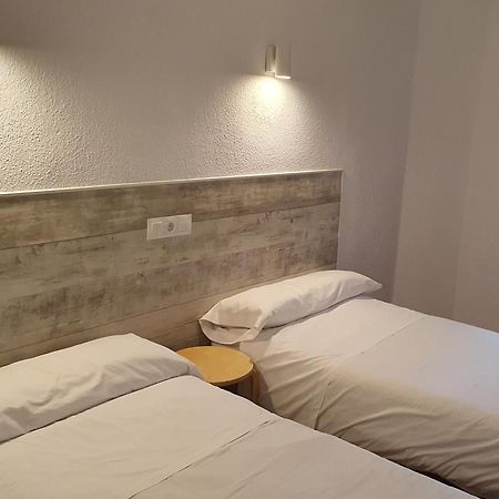 Hostal Ginebra Madrid Exteriér fotografie