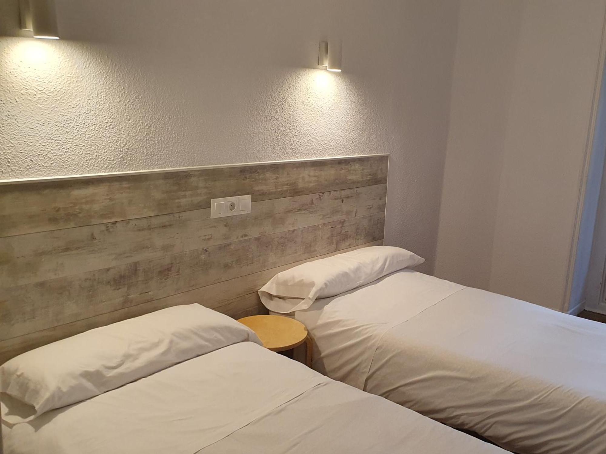 Hostal Ginebra Madrid Exteriér fotografie